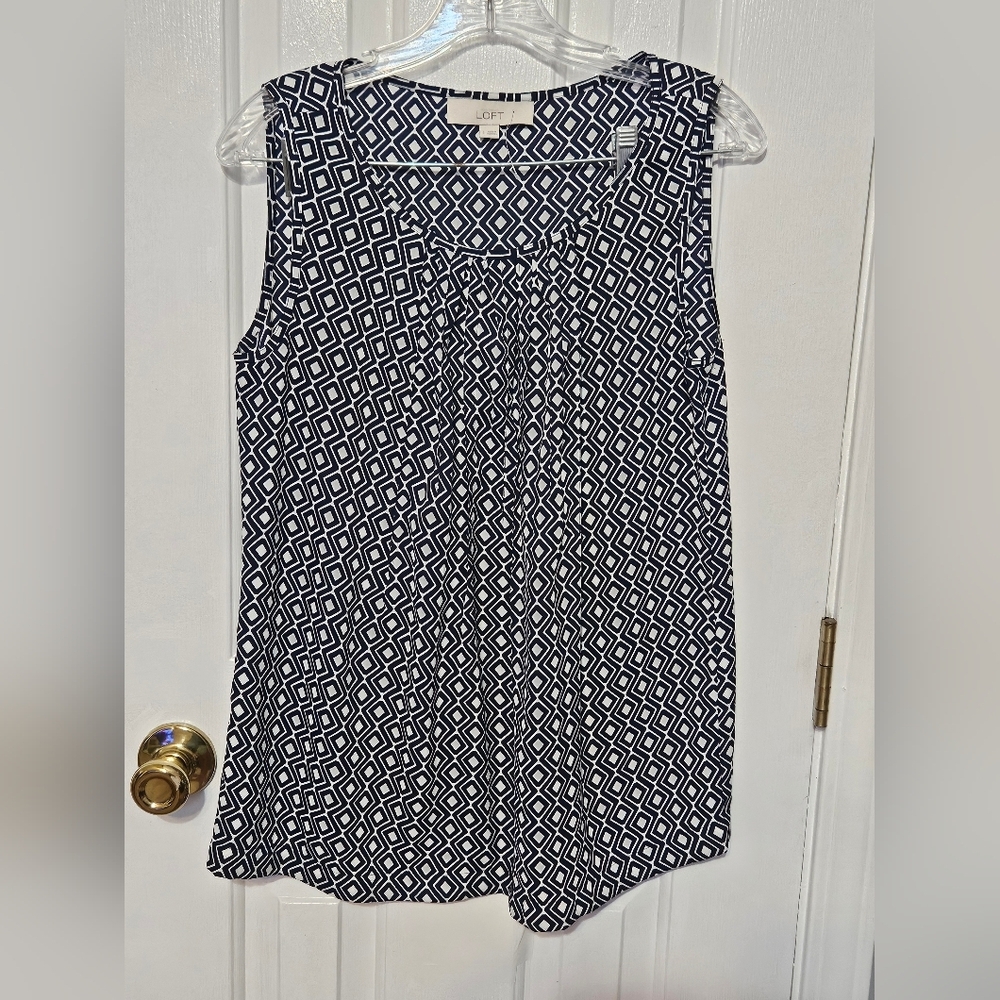 Women's Navy and White Geometric Top Small